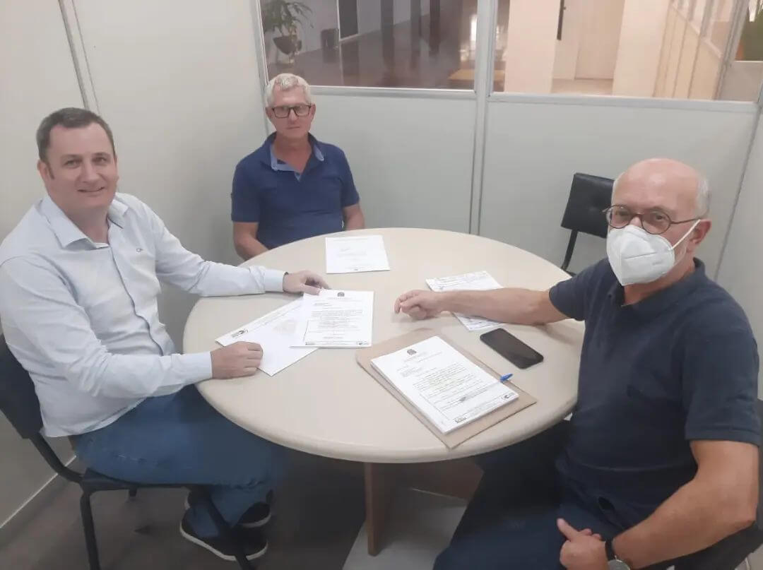 PREFEITO MUNICIPAL VIAJA A CAPITAL GAÚCHA